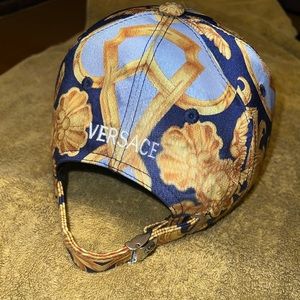 Versace Male Hat